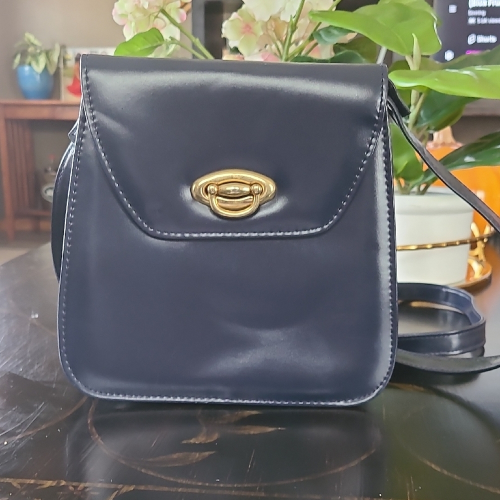 Elegant Navy Blue Crossbody Bag